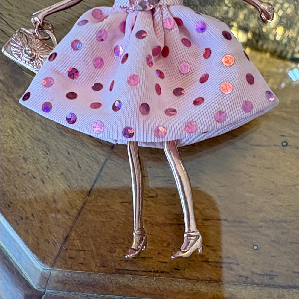 Le Amiche Rose Gold-tone Swar Sim. Pink Strass Crystal Chev Doll Charm w/chain - Picture 3 of 8